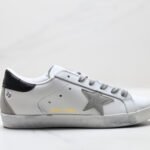 Golden Goose Super-Star 로우탑 스니커즈