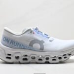 On Cloudmonster 3 경량 로우 러닝화