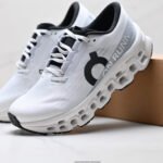On Cloudmonster 3 경량 로우 러닝화