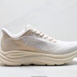 HOKA Clifton 11 경량 로우탑 트레일 러닝화