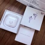 애플 AirPods 4 ANC 노이즈캔슬링 이어버드