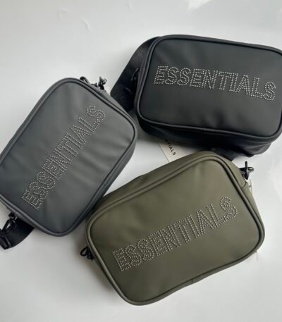 Fear of God Essentials 스터드 크로스백