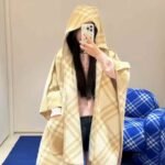버버리 2025 기사 후드 케이프