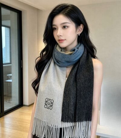 Loewe 그라데이션 캐시미어 머플러
