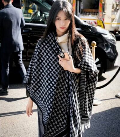 디올 헤링본 울 케이프