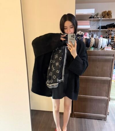 샤넬 25C 진주 패턴 양면 자카드 스카프