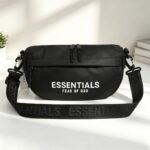 Fear of God Essentials 로고 프린트 크로스백 - 이미지 10