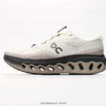 On Cloudsurfer 3 러닝화